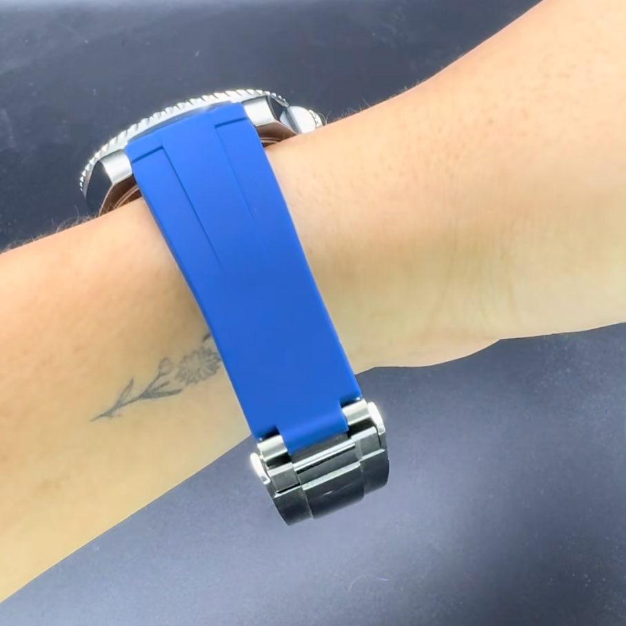 GMT Batman Bleu Rubber SeikoMod