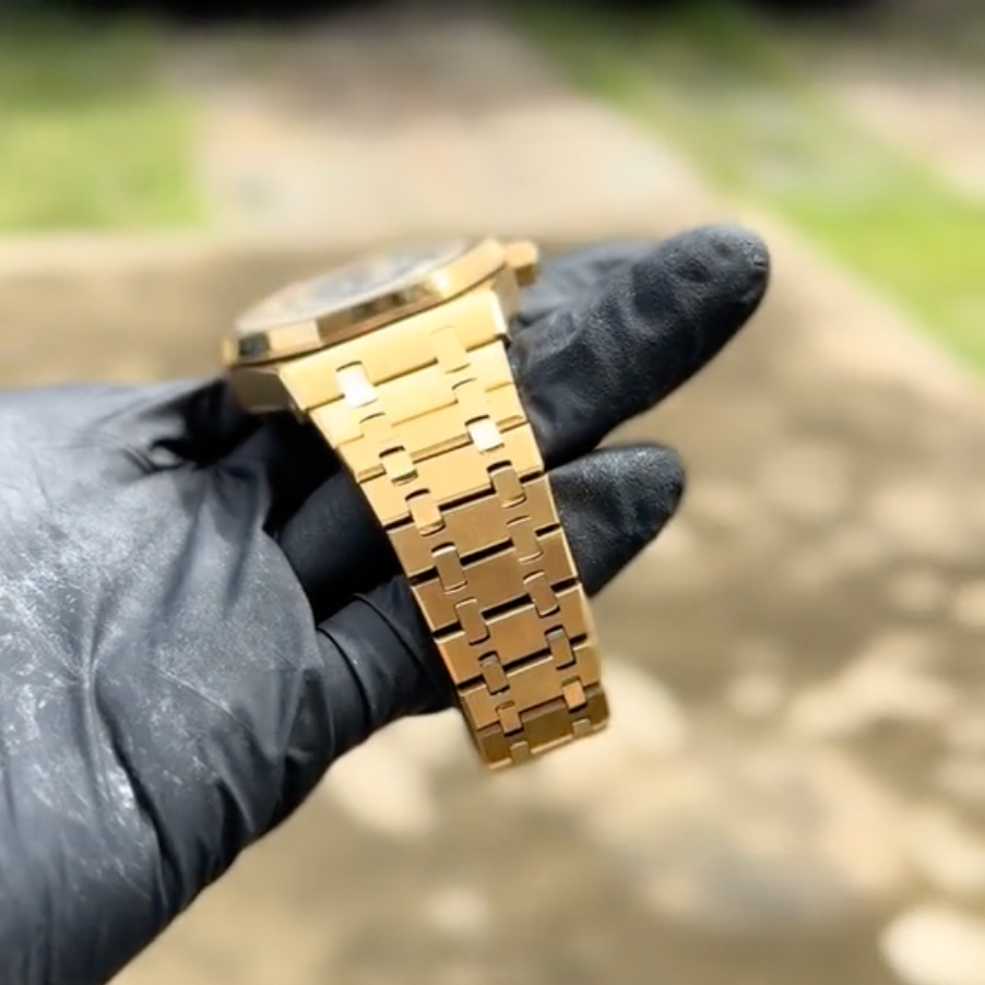 Royal Oak Or Noir SeikoMod